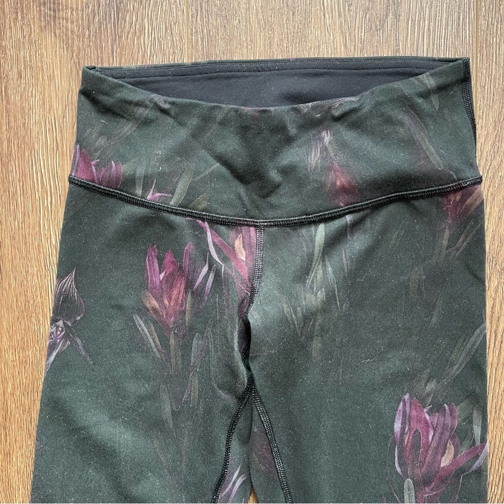 Lululemon Athletica leggings - Picture 2 of 4